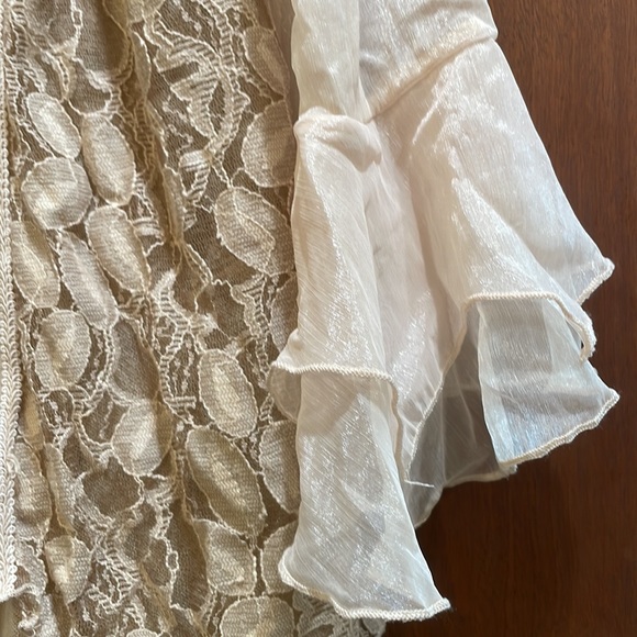 Lace blouse - Picture 4 of 4